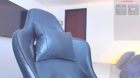 JBrooksXx online show from 10-24-25, 07:21