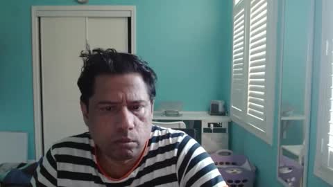 Snapshot of jassim82 chatting on 12-17-25, 09:21 jassim82 online show from 12-17-25, 09:21