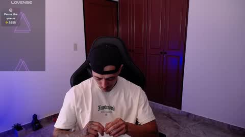 JKing  online show from 04-06-26, 10:44