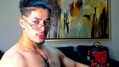 Snapshot of jasson_rodriguez69 chatting on 06-18-26, 04:24 Lil Dark online show from 06-18-26, 04:24