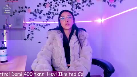 Snapshot of jaulyn_18 chatting on 04-22-26, 02:18 Jaulyn online show from 04-22-26, 02:18