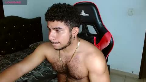 Javier Herrera online show from 04-17-26, 03:04