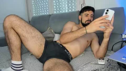 Javier  online show from 12-20-25, 03:19