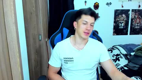 Javier online show from 02-16-25, 10:21