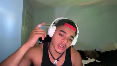 Snapshot of javiricorich chatting on 11-02-25, 05:48 javiSdick online show from 11-02-25, 05:48