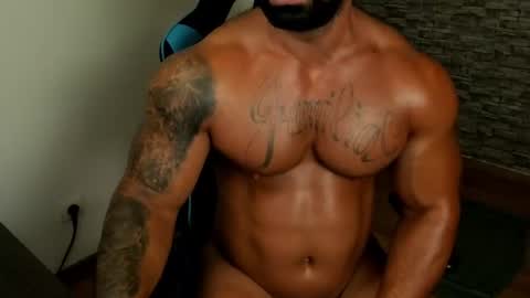 Snapshot of jaxonhunk chatting on 07-16-26, 12:38 JaxonHunk online show from 07-16-26, 12:38