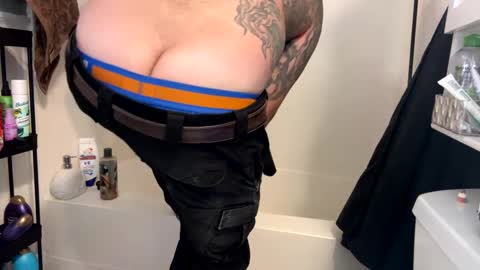 Snapshot of jaxxxdaddy chatting on 12-04-24, 08:23 jax online show from 12-04-24, 08:23