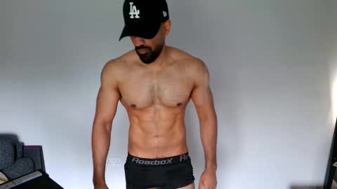 jay_92927532 online show from 05-04-26, 12:34