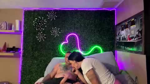 Snapshot of jay_banks0420 chatting on 12-01-25, 05:56 jay_banks0420 online show from 12-01-25, 05:56