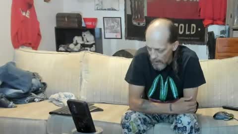 Snapshot of jay_short7863 chatting on 07-05-26, 04:47 O F jay short786 online show from 07-05-26, 04:47