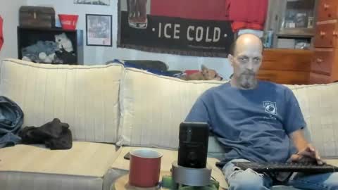 Snapshot of jay_short7863 chatting on 07-10-26, 06:43 O F jay short786 online show from 07-10-26, 06:43