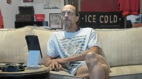 Snapshot of jay_short7863 chatting on 07-16-26, 03:29 O F jay short786 online show from 07-16-26, 03:29