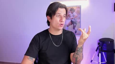 Jay Alvarrez online show from 09-21-25, 07:37