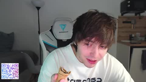 Jayce online show from 10-07-25, 07:11