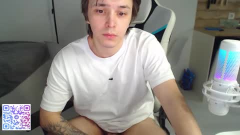 Jayce online show from 01-16-26, 01:37