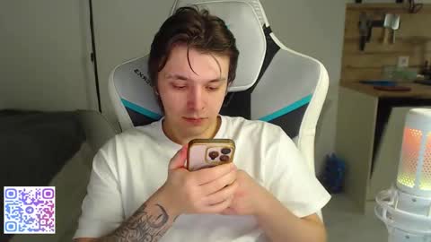 Jayce online show from 01-17-26, 01:43