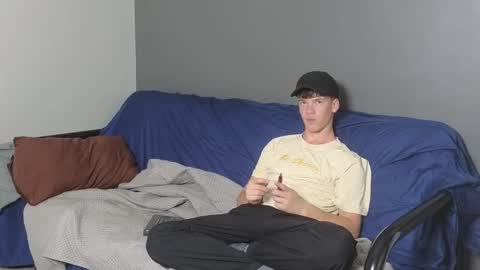 Snapshot of jaycex_69 chatting on 12-18-24, 06:53 THE HOUSE online show from 12-18-24, 06:53