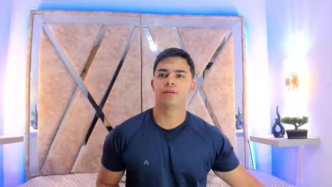 Snapshot of jayd_muscle chatting on 11-15-25, 03:26 jayd_muscle online show from 11-15-25, 03:26