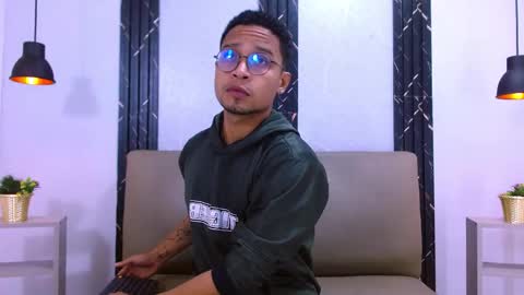 Snapshot of jayden_morris chatting on 11-14-25, 11:20 Jayden Morris online show from 11-14-25, 11:20