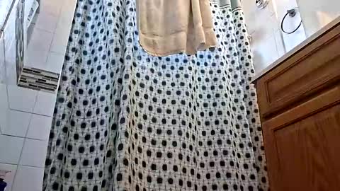 Meetmyfreak online show from 04-28-26, 09:09