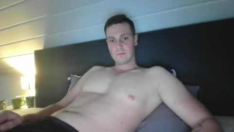 Snapshot of jayfex97 chatting on 09-30-25, 04:56 jayfex97 online show from 09-30-25, 04:56