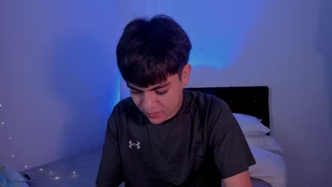 Snapshot of jaythomax chatting on 01-09-25, 05:33 jaythomax online show from 01-09-25, 05:33