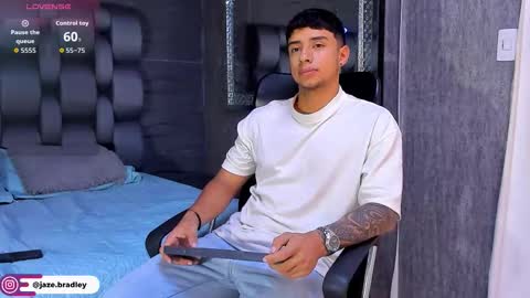 jaze_bradley online show from 10-18-25, 11:33