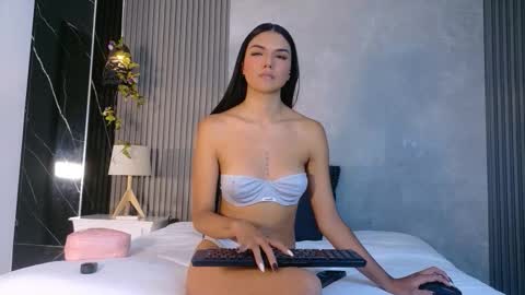 jazmiin_evans online show from 03-24-26, 07:52