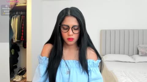 Snapshot of jazmin1000 chatting on 10-12-25, 07:07 valentin online show from 10-12-25, 07:07