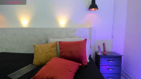 Jazmin online show from 05-15-26, 11:01