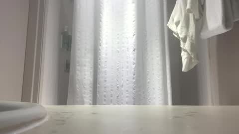 Jazzystelo online show from 05-19-26, 09:43