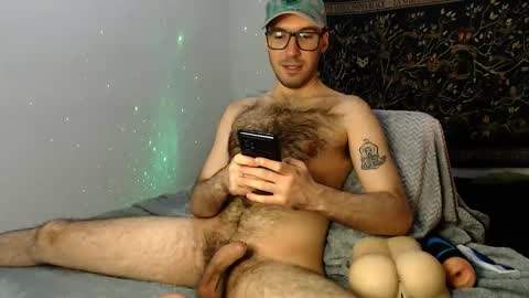 Snapshot of jblestrange chatting on 04-10-26, 07:51 JBLestrange online show from 04-10-26, 07:51