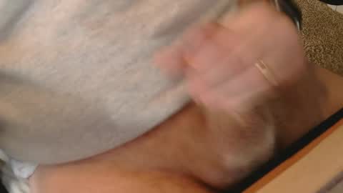 jcdogg11 online show from 12-17-24, 08:21