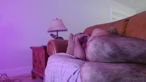 Snapshot of jcmax305 chatting on 12-24-24, 02:54 JcMax305 online show from 12-24-24, 02:54