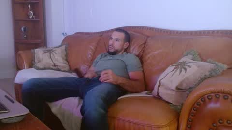 Snapshot of jcmax305 chatting on 01-31-25, 12:51 JcMax305 online show from 01-31-25, 12:51