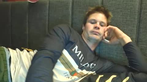 Snapshot of jdog00133 chatting on 11-07-25, 10:26 jdog00133 online show from 11-07-25, 10:26