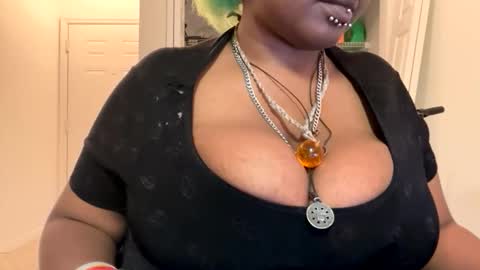 Snapshot of jdx00 chatting on 11-30-25, 12:47 jdx00 online show from 11-30-25, 12:47