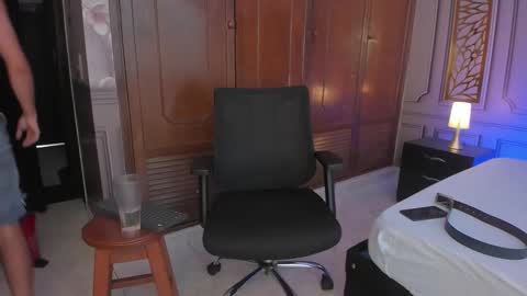 Snapshot of jealous_alfer chatting on 02-21-26, 09:38 Alfer online show from 02-21-26, 09:38