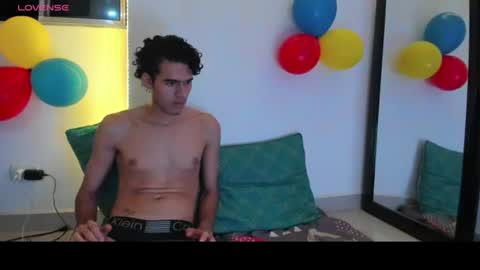 Snapshot of jean_and_paulxl chatting on 06-19-26, 12:59 JEAN PAUL online show from 06-19-26, 12:59