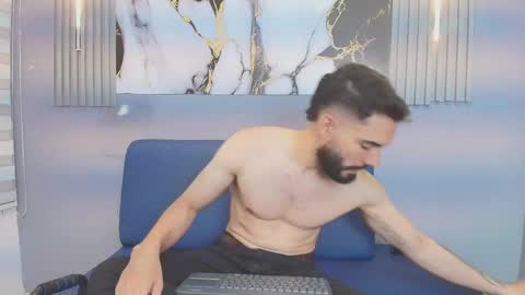 Snapshot of jean_lewis2 chatting on 02-24-26, 09:24 JEAN online show from 02-24-26, 09:24