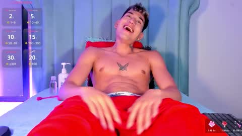 Snapshot of jean_miller20 chatting on 03-12-26, 10:38 JEAN online show from 03-12-26, 10:38