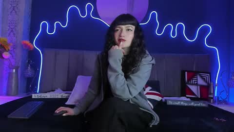 Jean online show from 02-19-26, 07:54