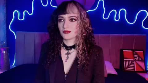 Snapshot of jeannesabatier chatting on 06-05-26, 07:41 Jean online show from 06-05-26, 07:41