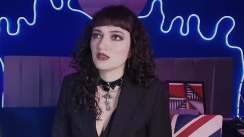 Snapshot of jeannesabatier chatting on 07-02-26, 07:31 Jean online show from 07-02-26, 07:31