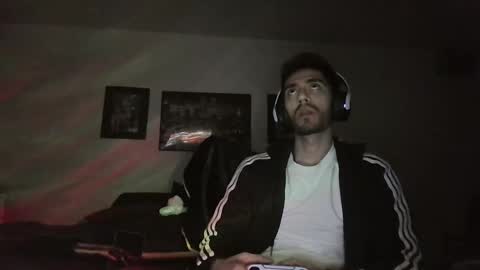 Snapshot of jeanpierbello7 chatting on 02-03-25, 03:31 jean pier bello Silva online show from 02-03-25, 03:31