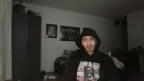 Snapshot of jeanpierbello7 chatting on 03-08-25, 01:28 jean pier bello Silva online show from 03-08-25, 01:28