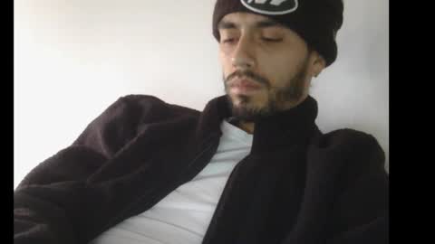 Snapshot of jeanpierbello7 chatting on 11-23-25, 07:57 jean pier bello Silva online show from 11-23-25, 07:57