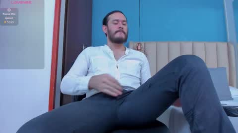 Snapshot of jeanpiere02 chatting on 09-12-25, 02:55 Jeanpiere online show from 09-12-25, 02:55