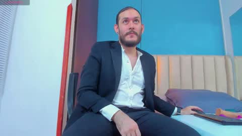 Jeanpiere online show from 12-05-25, 02:53