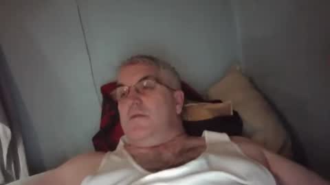 Snapshot of jecko71 chatting on 12-14-24, 06:24 dadbody71 online show from 12-14-24, 06:24